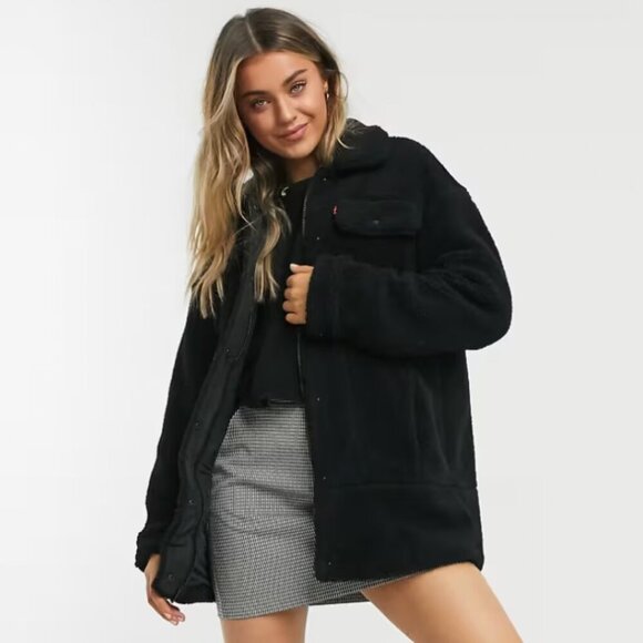Levi's Jacket Womens Medium Black Sherpa Oversized Trucker Zip Snaps LW8RS866 - Picture 1 of 10